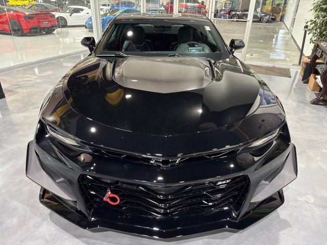 Used 2018 Chevrolet Camaro ZL1 RWD image 15