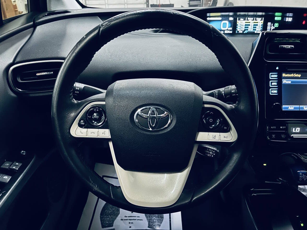 Used 2018 Toyota Prius Three FWD image 29