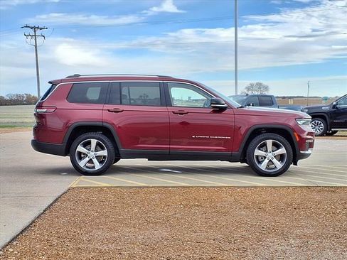 Used 2021 Jeep Grand Cherokee L Limited image 22
