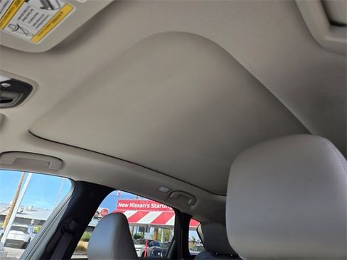 New 2025 INFINITI QX50 Luxe image 12