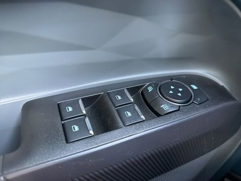 New 2026 Ford Maverick XL image 19