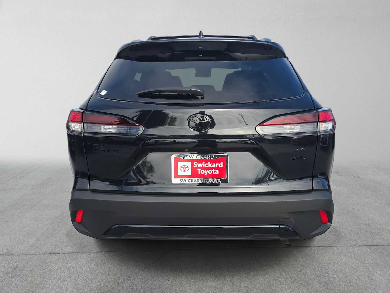 New 2026 Toyota Corolla Cross LE w/ Cold Weather Package AWD/4WD image 4