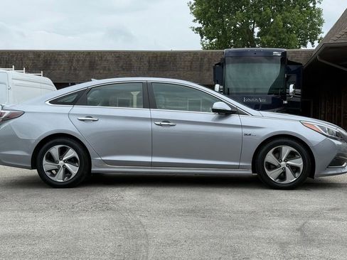 Used 2016 Hyundai Sonata Limited FWD image 6