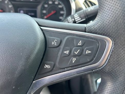 Used 2022 Chevrolet Malibu LT FWD image 13