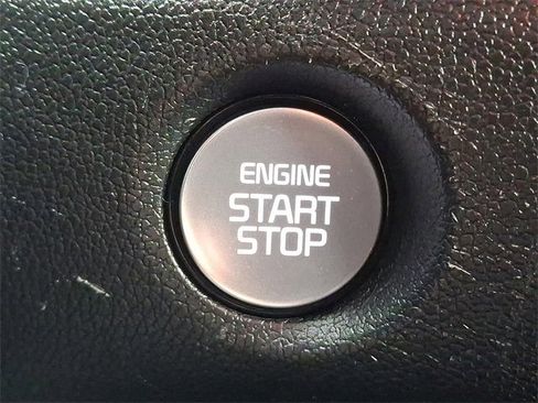 Certified 2025 Kia Sorento S image 23