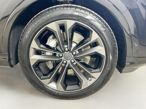 New 2026 Audi Q7 2.0T Premium Plus AWD/4WD image 10