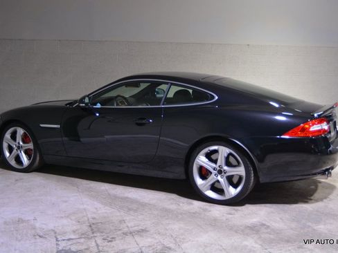Used 2015 Jaguar XKR R image 23