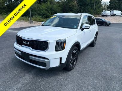 Used 2024 Kia Telluride EX w/ EX Captain's Chair Package