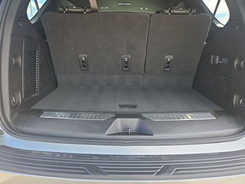 Used 2025 GMC Yukon Denali AWD/4WD image 25