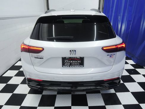 Used 2025 Buick Envision Sport Touring AWD/4WD image 9