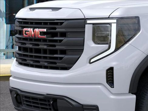 New 2025 GMC Sierra 1500 Pro w/ Graphite Edition image 13