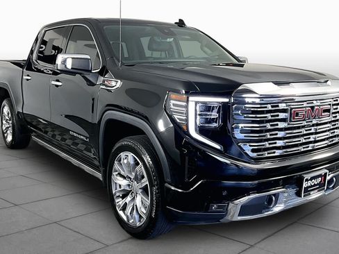 Certified 2025 GMC Sierra 1500 Denali w/ Denali Reserve Package AWD/4WD image 3
