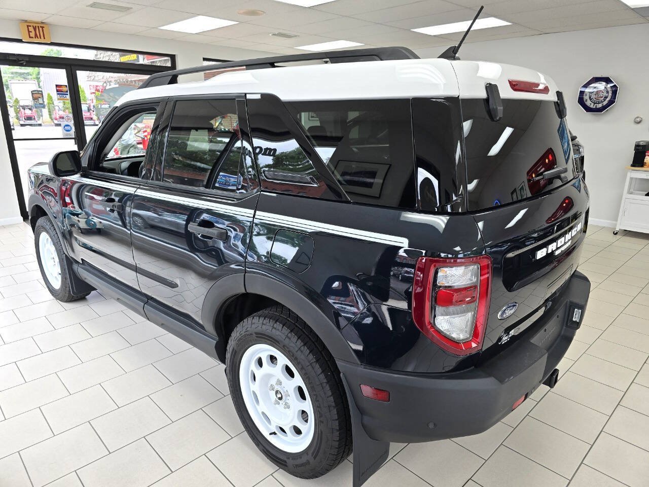 Used 2023 Ford Bronco Sport Heritage w/ Heritage Convenience Package AWD/4WD image 9