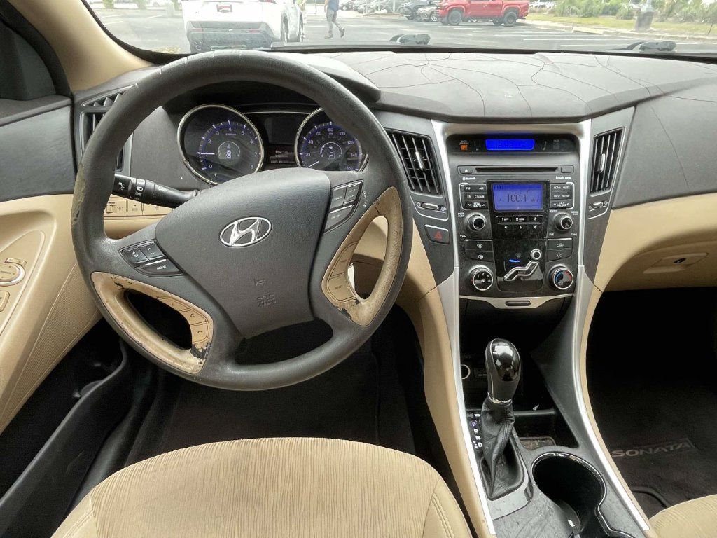 Used 2011 Hyundai Sonata GLS w/ Popular Equipment Pkg 2 FWD image 10