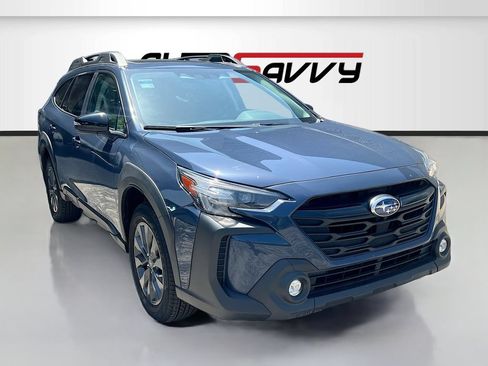 Used 2025 Subaru Outback Onyx Edition XT w/ Popular Package #2 AWD/4WD image 1