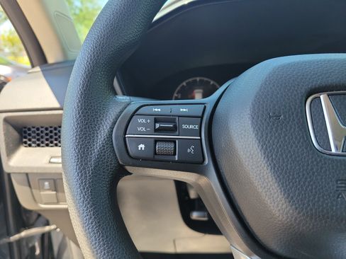 Used 2025 Honda CR-V EX image 20