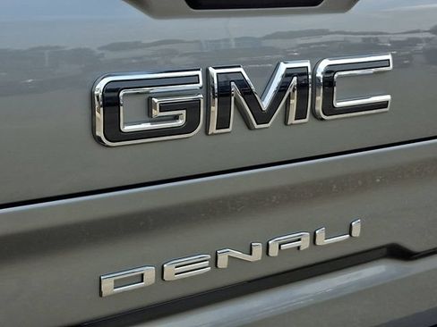 Used 2025 GMC Sierra 1500 Denali Ultimate AWD/4WD image 32