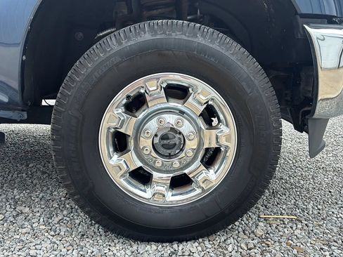 Used 2016 Ford F250 XLT w/ XLT Premium Package AWD/4WD image 8