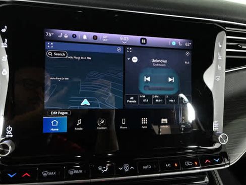 Used 2024 Jeep Wagoneer L Series II w/ Flexible Seating Group image 6