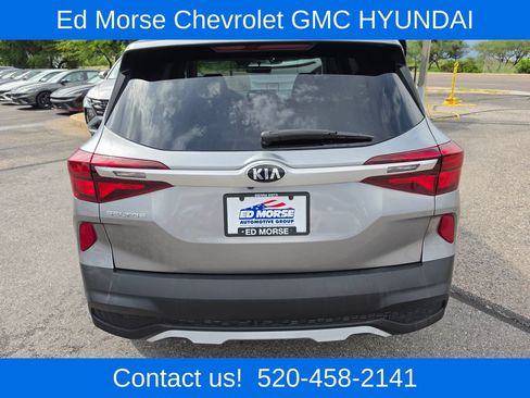 Used 2021 Kia Seltos LX AWD/4WD image 4