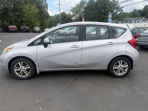 Used 2014 Nissan Versa Note SV w/ Sport Value Package FWD image 6