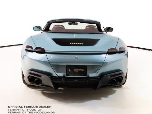 Used 2025 Ferrari Roma Spider image 11