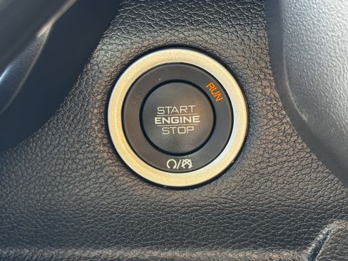 Used 2025 RAM 2500 Big Horn image 23