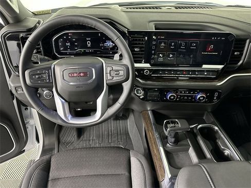 New 2025 GMC Sierra 1500 Elevation image 20