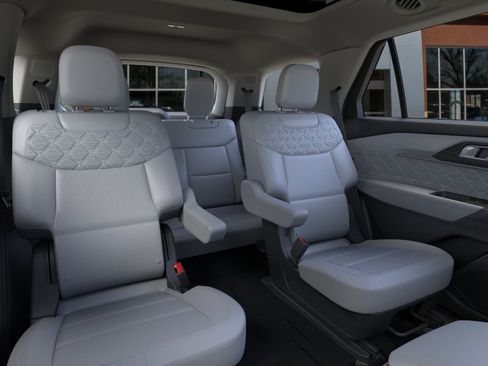 New 2026 Ford Explorer Platinum AWD/4WD image 11