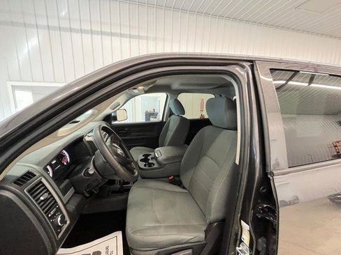 Used 2016 RAM 2500 Tradesman w/ Chrome Appearance Group image 18