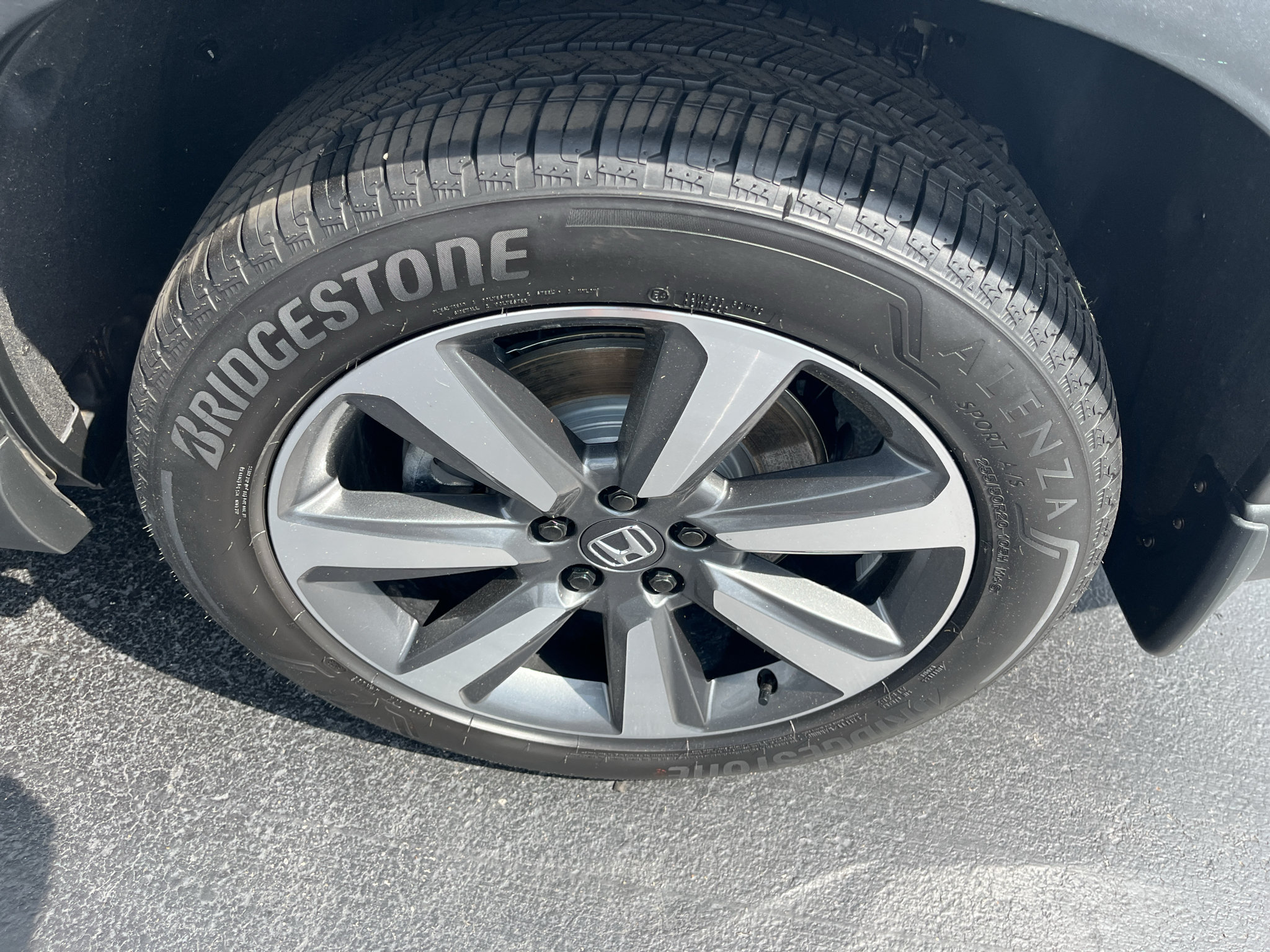 Used 2024 Honda Pilot Elite image 57