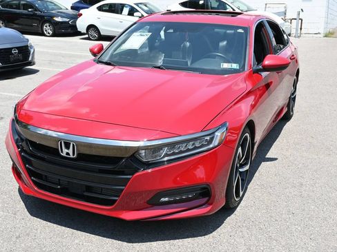 Used 2019 Honda Accord Sport image 3