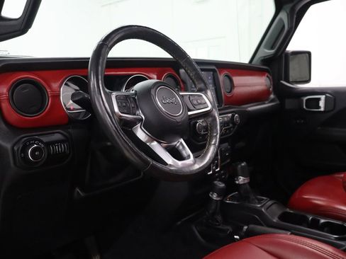 Used 2019 Jeep Wrangler Unlimited Sahara w/ Quick Order Package 24M Moab AWD/4WD image 45