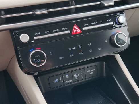 Used 2025 Hyundai Tucson SEL AWD/4WD image 19