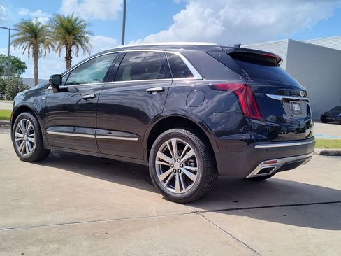 Used 2020 Cadillac XT5 Premium Luxury FWD image 6
