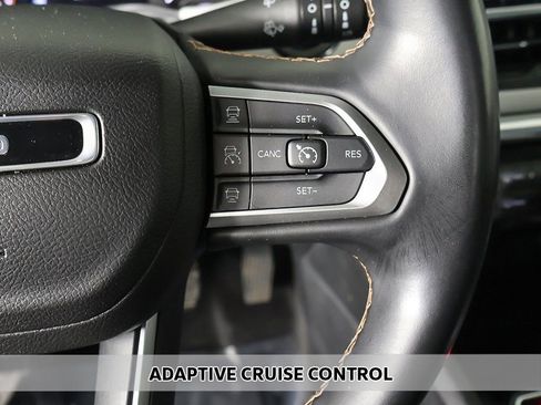 Used 2022 Jeep Compass Limited AWD/4WD image 3