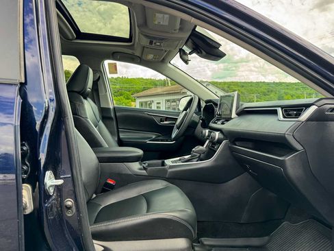 Used 2024 Toyota RAV4 XLE Premium w/ Weather Package AWD/4WD image 9