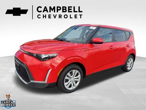 Used 2023 Kia Soul LX FWD image 1