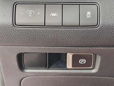 Used 2021 Hyundai Santa Fe SEL FWD image 21