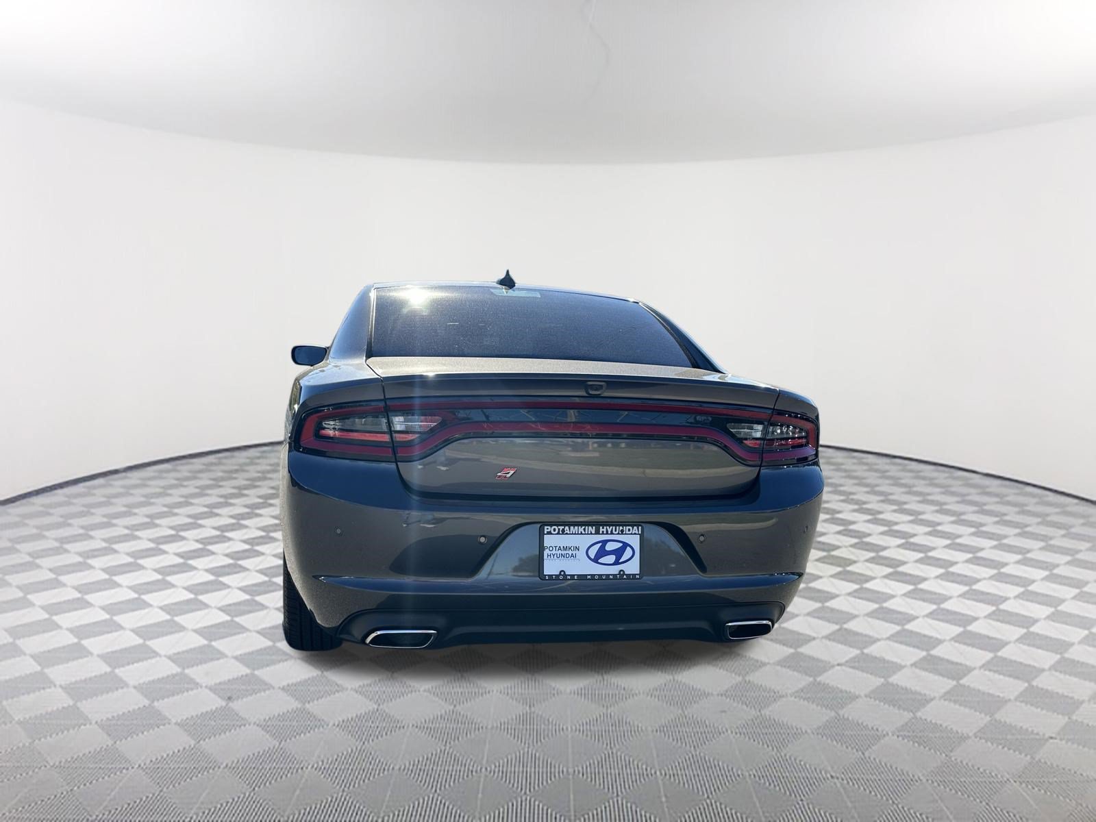 Used 2022 Dodge Charger SXT AWD/4WD image 6