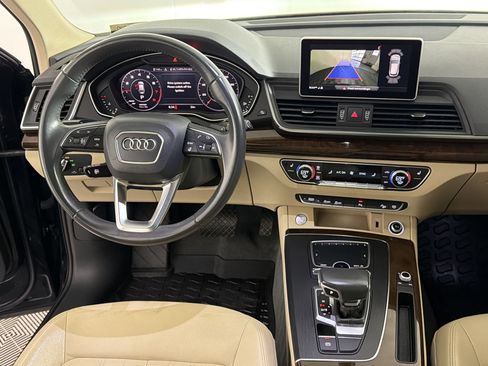 Used 2019 Audi Q5 2.0T Premium Plus w/ Premium Plus Package AWD/4WD image 28