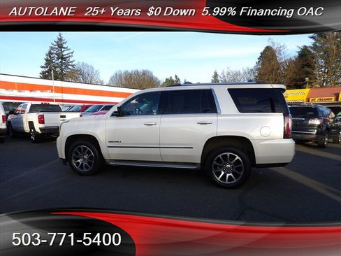 Used 2015 GMC Yukon Denali image 2