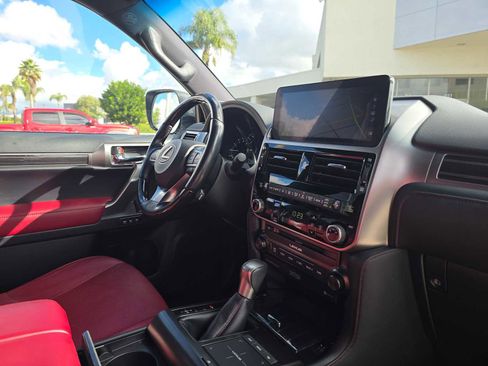 Used 2023 Lexus GX 460 Luxury image 10