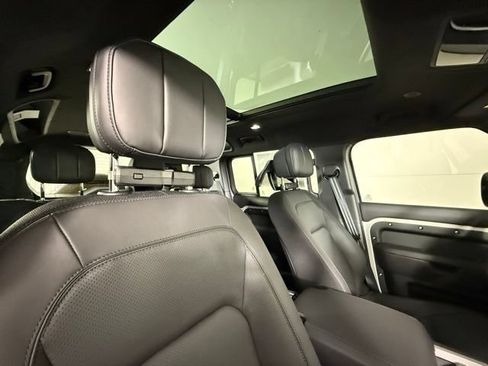 New 2026 Land Rover Defender 110 X AWD/4WD image 33