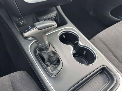 Used 2019 Dodge Durango SXT image 30