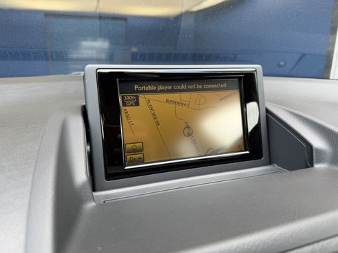 Used 2012 Lexus CT 200h Premium w/ Premium Audio Pkg FWD image 19