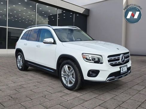 Used 2020 Mercedes-Benz GLB 250 4MATIC image 7