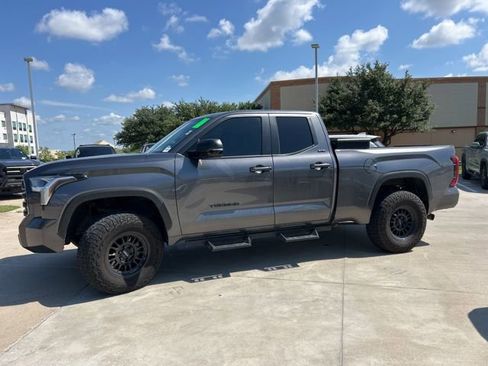 Used 2024 Toyota Tundra SR5 w/ SR5 Premium Package AWD/4WD image 7