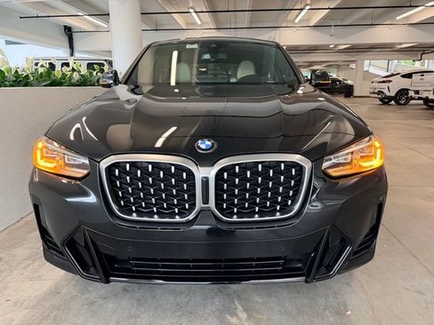 Used 2022 BMW X4 xDrive30i w/ M Sport Package 2 AWD/4WD image 32