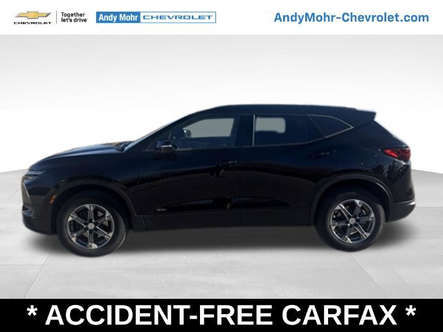 Used 2024 Chevrolet Blazer LT w/ LPO, Black Grille Bar Package AWD/4WD image 2